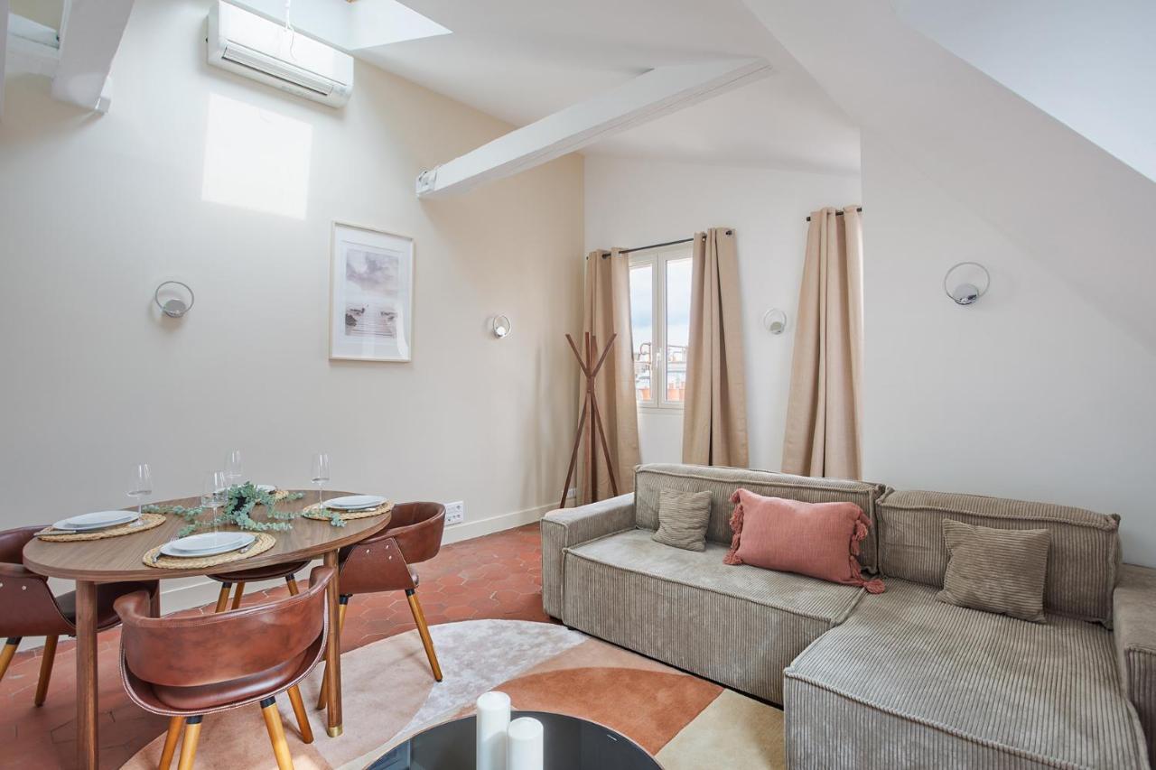 Apartement Montaigne George V By Studio Prestige Paris Eksteriør billede