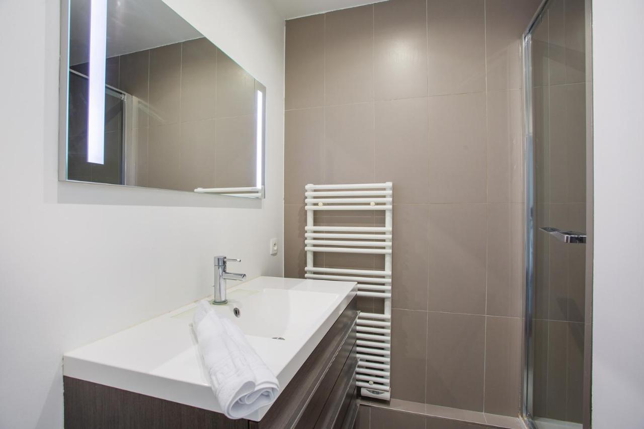 Apartement Montaigne George V By Studio Prestige Paris Eksteriør billede